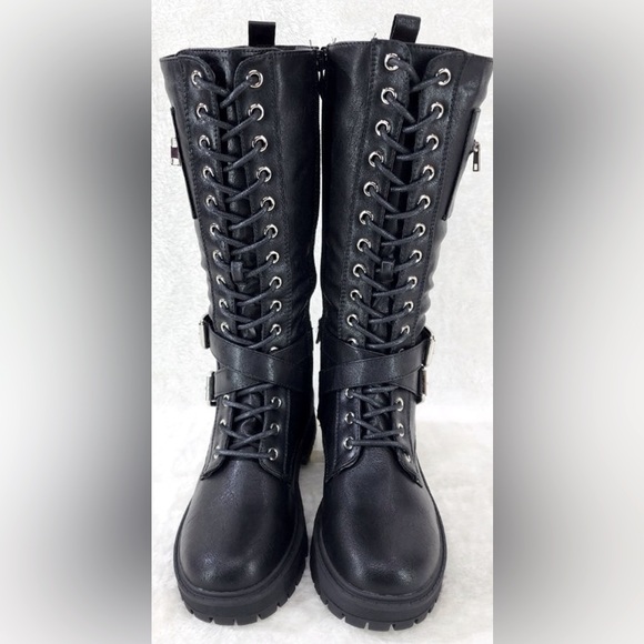 Forever Link | Black Combat Boots with Durable Soles - Picture 5 of 7
